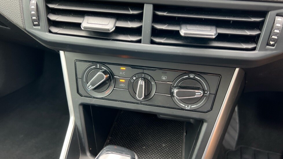 Used Volkswagen Polo 2023 for sale - 76597976: Photo 32