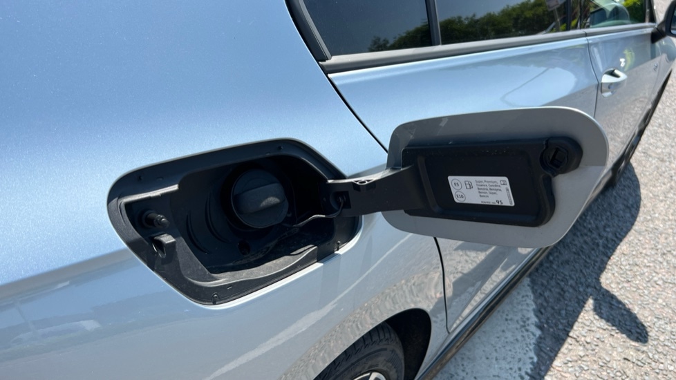 Used Volkswagen Golf 2024 for sale - 76442038: Photo 29