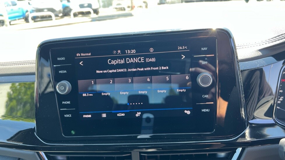 Used Volkswagen T-Roc 2025 for sale - 77050977: Photo 13