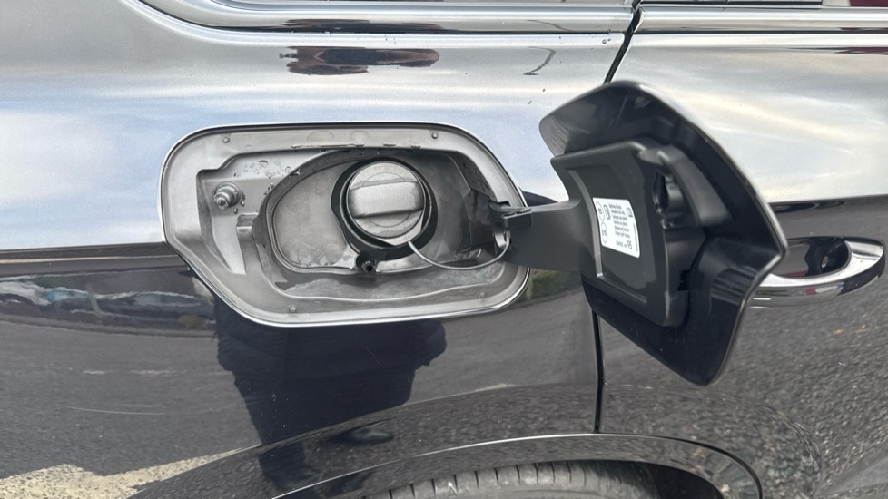 Used Volkswagen Touareg 2020 for sale - 76937564: Photo 29