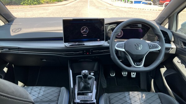 Used Volkswagen Golf 2024 for sale - 75395568: Photo 12