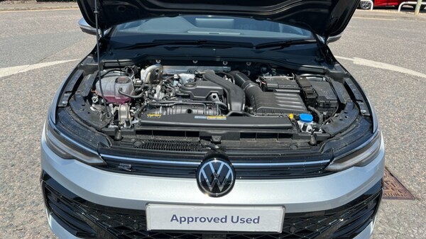 Used Volkswagen Golf 2024 for sale - 75395568: Photo 17