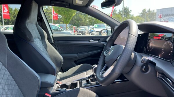Used Volkswagen Golf 2024 for sale - 75395568: Photo 26