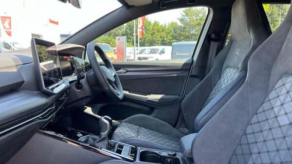 Used Volkswagen Golf 2024 for sale - 75395568: Photo 28