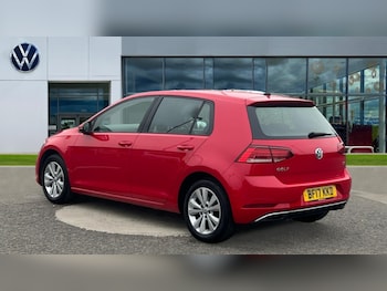 Used Volkswagen Golf 2017 for sale - 76145963: Photo 3