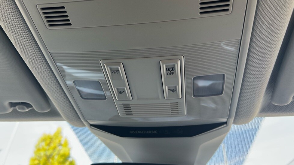 Used Volkswagen T-Roc 2025 for sale - 76501543: Photo 38