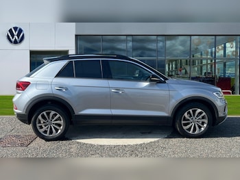 Used Volkswagen T-Roc 2025 for sale - 76501543: Photo
