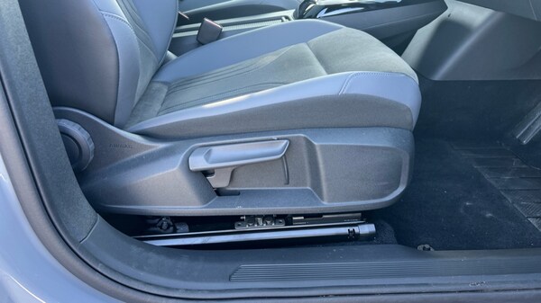 Used Volkswagen ID.5 2025 for sale - 75395585: Photo 39