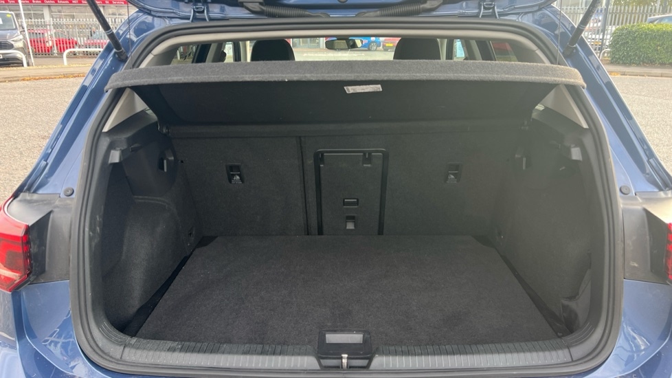 Used Volkswagen Golf 2024 for sale - 76851235: Photo 16