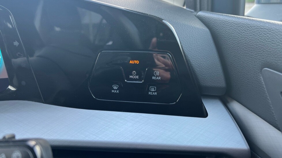 Used Volkswagen Golf 2024 for sale - 76851235: Photo 41