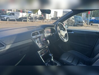 Used Volkswagen Tiguan 2021 for sale - 76458849: Photo