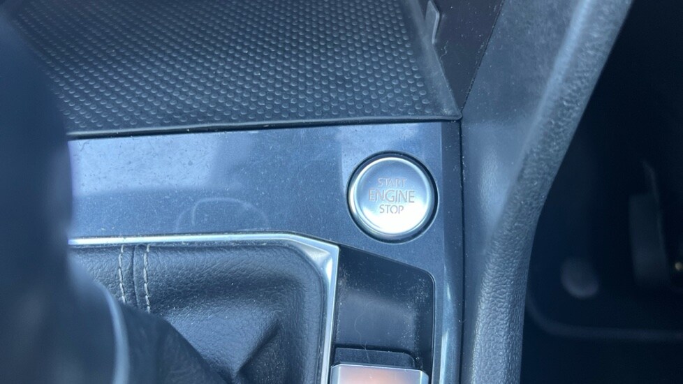 Used Volkswagen Tiguan 2021 for sale - 76458849: Photo 47