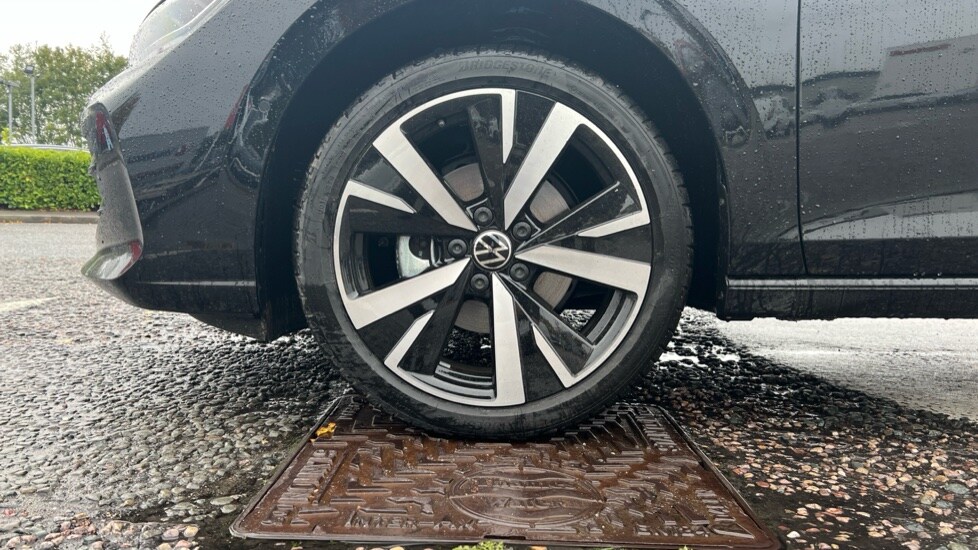 Used Volkswagen Golf 2025 for sale - 76474924: Photo 20