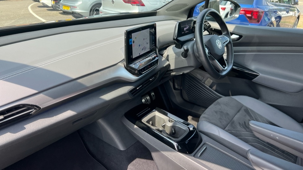 Used Volkswagen ID.4 2023 for sale - 76428285: Photo 2