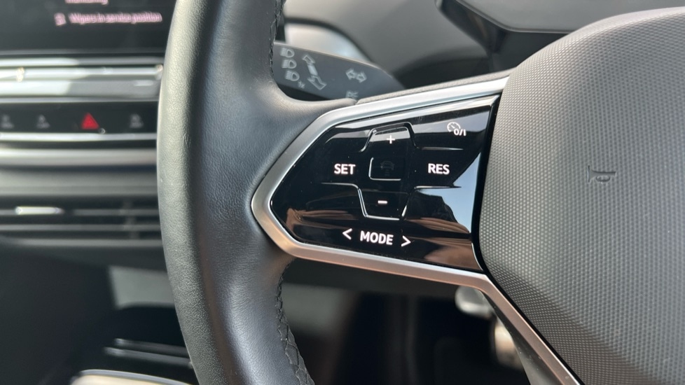 Used Volkswagen ID.4 2023 for sale - 76428285: Photo 31