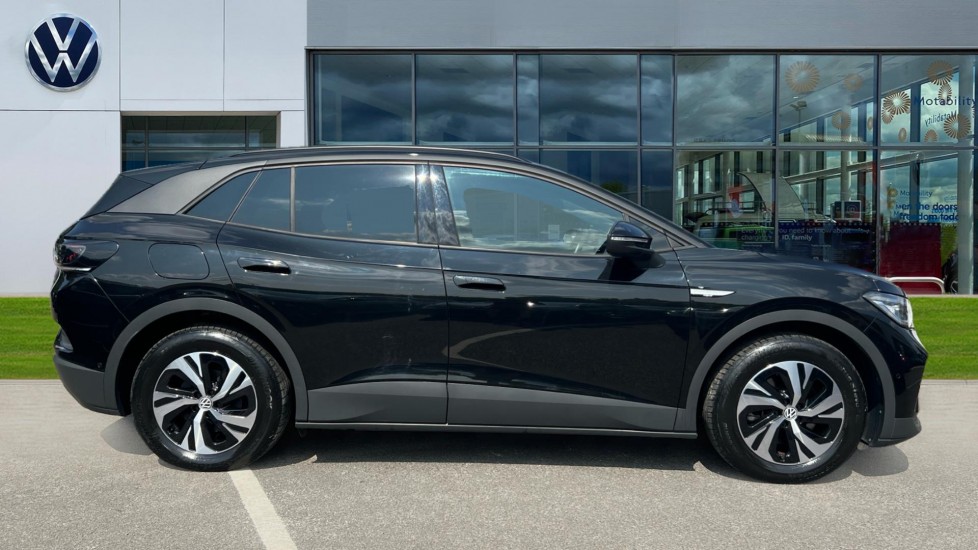 Used Volkswagen ID.4 2023 for sale - 76428285: Photo 4