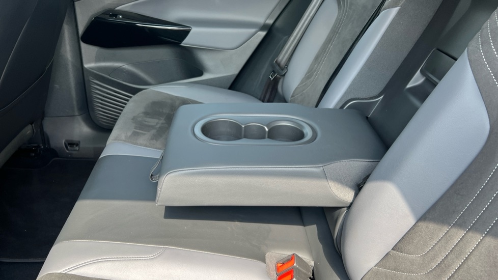 Used Volkswagen ID.4 2023 for sale - 76428285: Photo 43