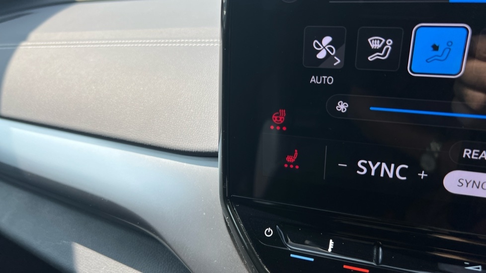 Used Volkswagen ID.4 2023 for sale - 76428285: Photo 51