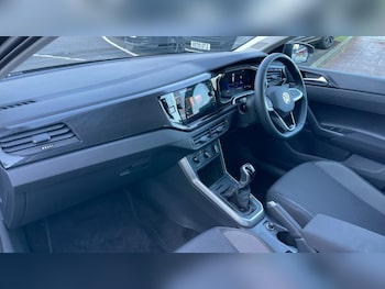 Used Volkswagen Polo 2025 for sale - 77036003: Photo