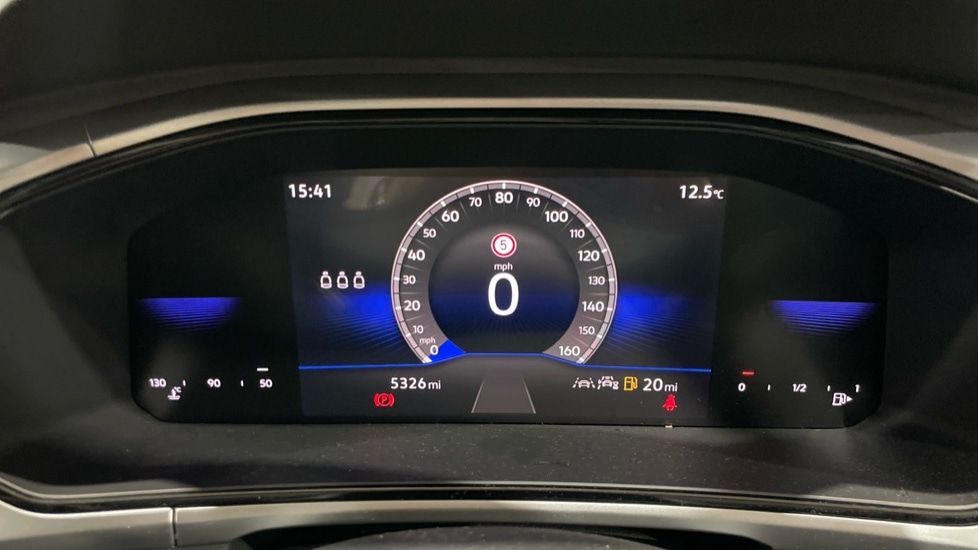 Used Volkswagen T-Roc 2025 for sale - 76842051: Photo 14