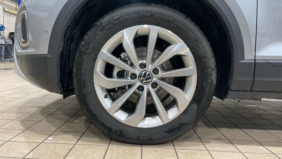 Used Volkswagen T-Roc 2025 for sale - 76842051: Photo 18