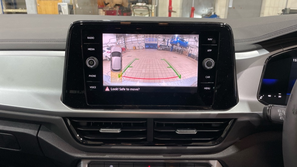 Used Volkswagen T-Roc 2025 for sale - 76842051: Photo 21