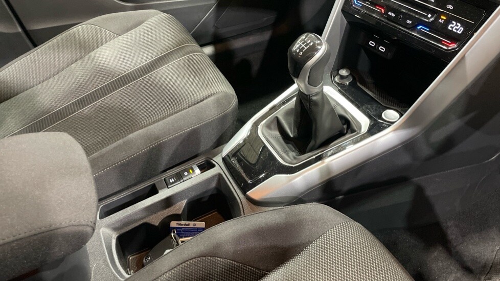 Used Volkswagen T-Roc 2025 for sale - 76842051: Photo 35