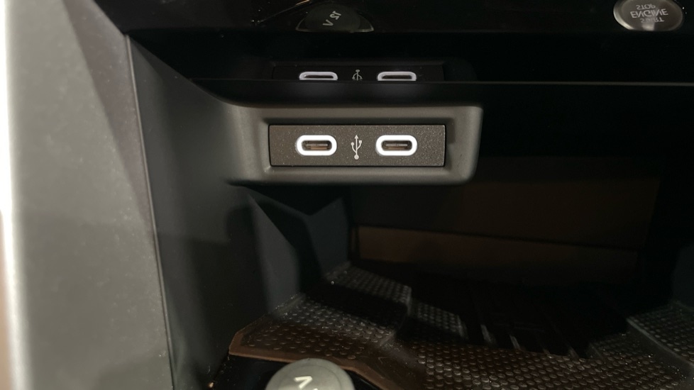 Used Volkswagen T-Roc 2025 for sale - 76842051: Photo 43