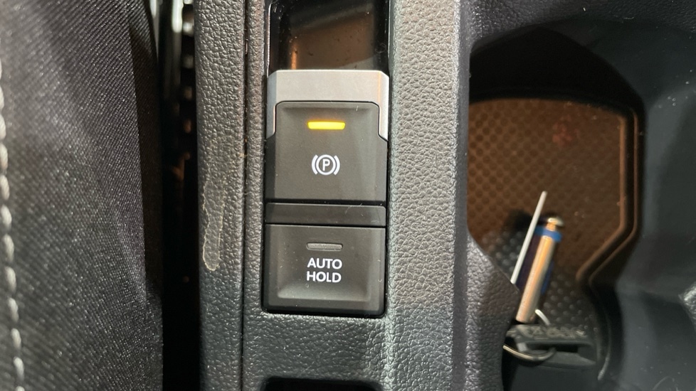 Used Volkswagen T-Roc 2025 for sale - 76842051: Photo 45