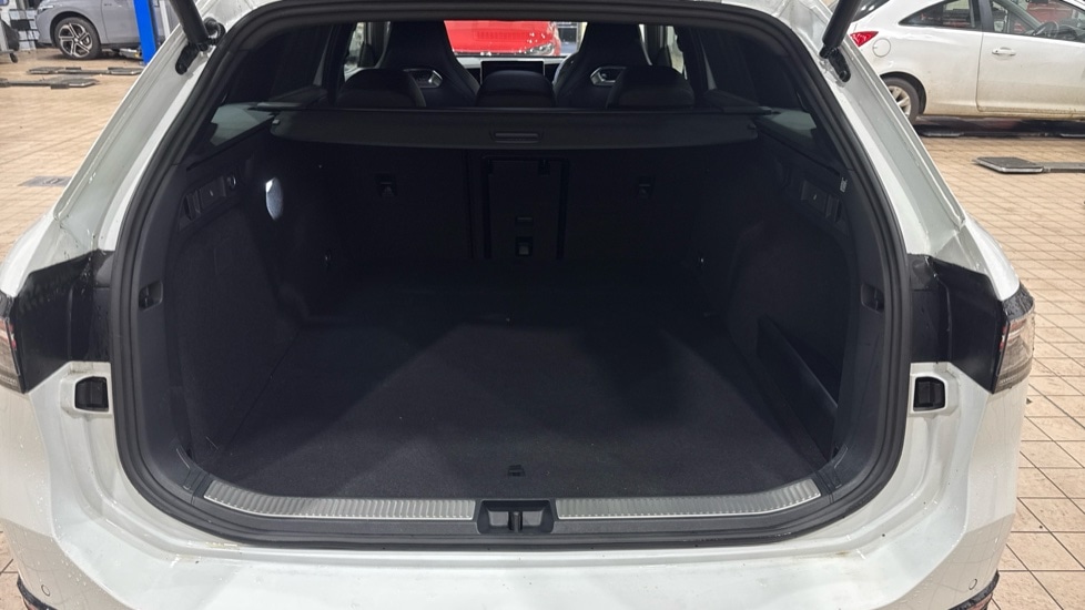 Used Volkswagen Tiguan 2022 for sale - 77019837: Photo 16