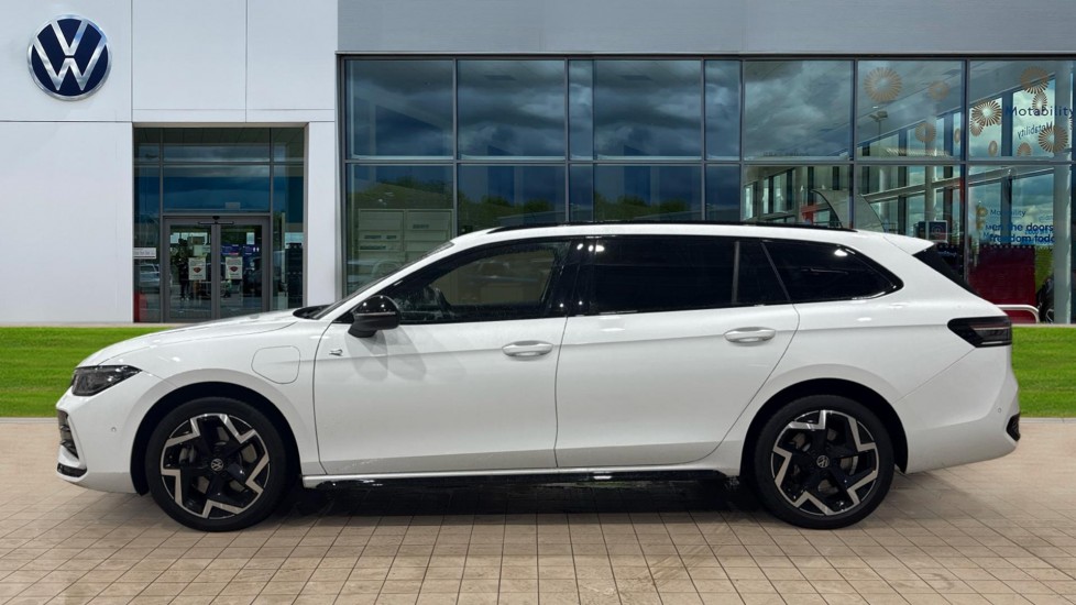 Used Volkswagen Tiguan 2022 for sale - 77019837: Photo 9