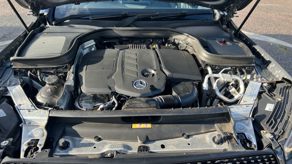 Used Mercedes-Benz GLC 2022 for sale - 76420569: Photo 16