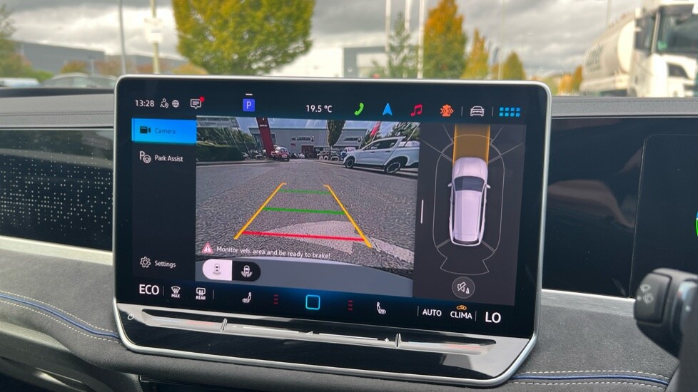 Used Volkswagen Passat 2024 for sale - 76086885: Photo 22