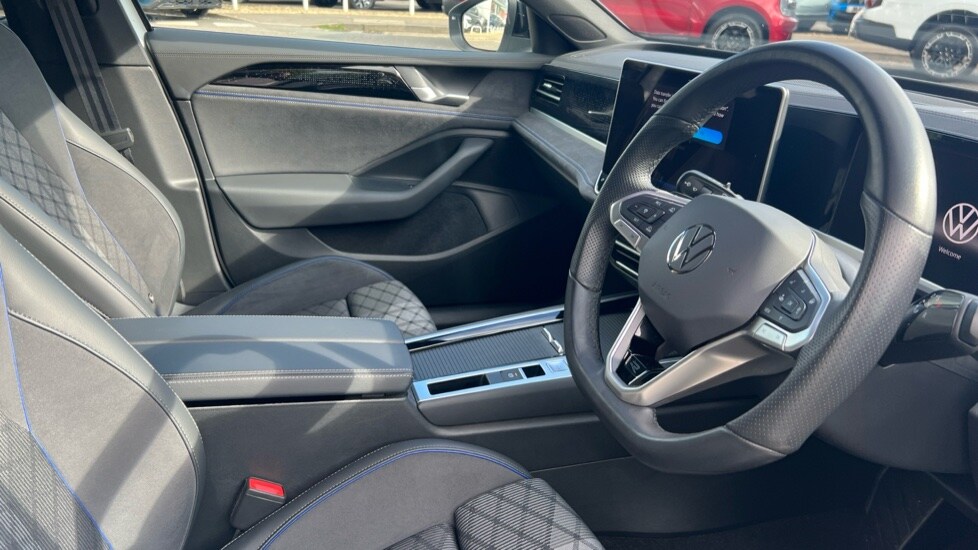 Used Volkswagen Passat 2024 for sale - 76086885: Photo 26