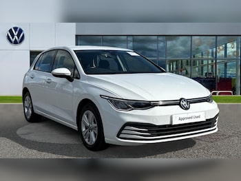 Volkswagen - Golf