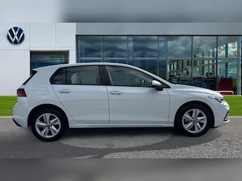 Used Volkswagen Golf 2022 for sale - 75874211: Photo