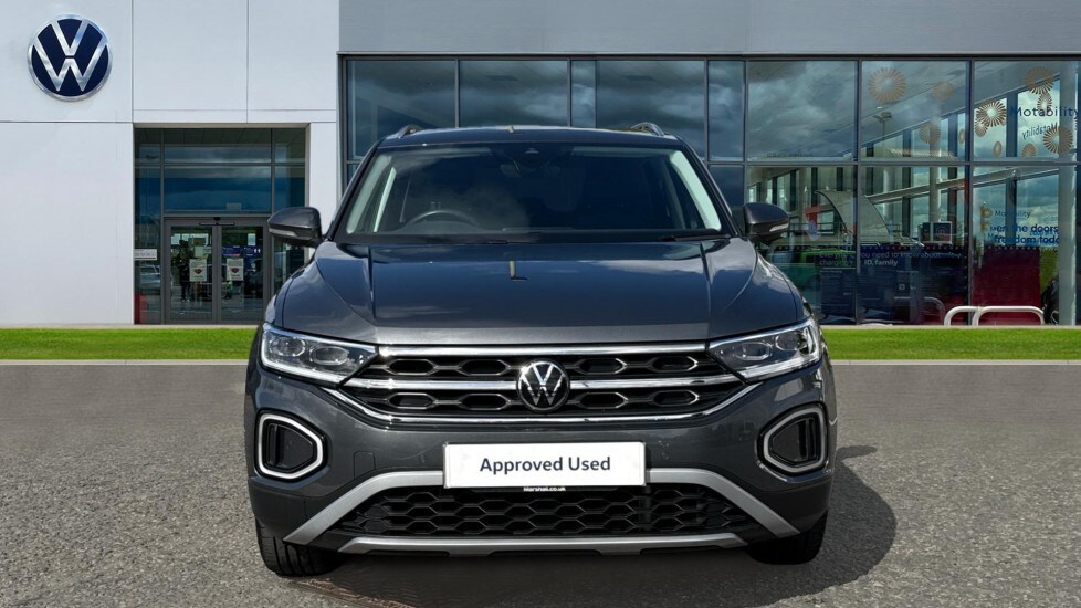 Used Volkswagen T-Roc 2023 for sale - 76096023: Photo 10