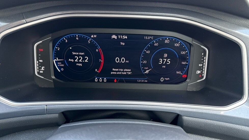 Used Volkswagen T-Roc 2023 for sale - 76096023: Photo 14