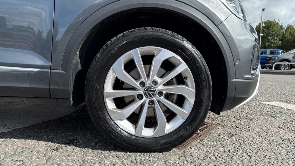 Used Volkswagen T-Roc 2023 for sale - 76096023: Photo 20