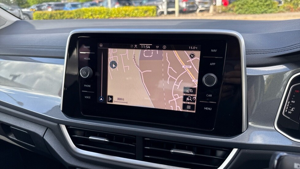 Used Volkswagen T-Roc 2023 for sale - 76096023: Photo 21