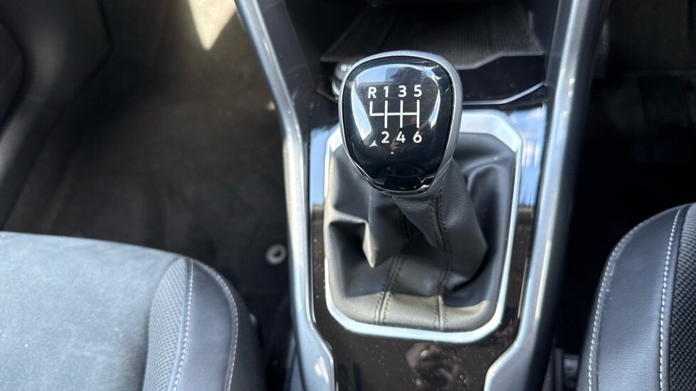 Used Volkswagen T-Roc 2023 for sale - 76096023: Photo 36