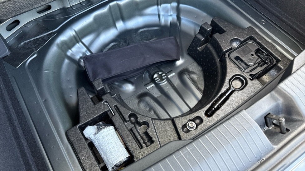 Used Volkswagen T-Roc 2023 for sale - 76096023: Photo 40