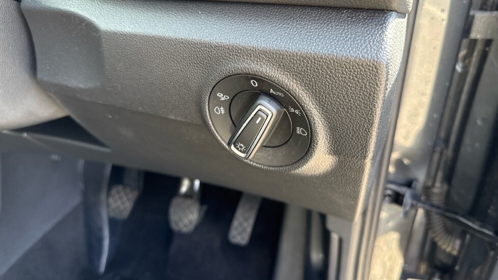 Used Volkswagen T-Roc 2023 for sale - 76096023: Photo 41