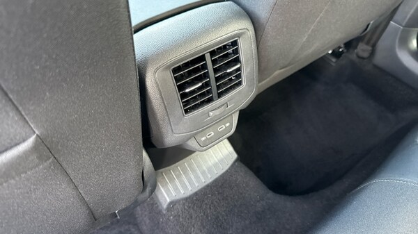 Used Volkswagen T-Roc 2023 for sale - 76096023: Photo 44
