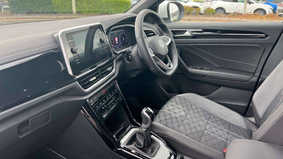 Used Volkswagen T-Roc 2025 for sale - 76717495: Photo 10