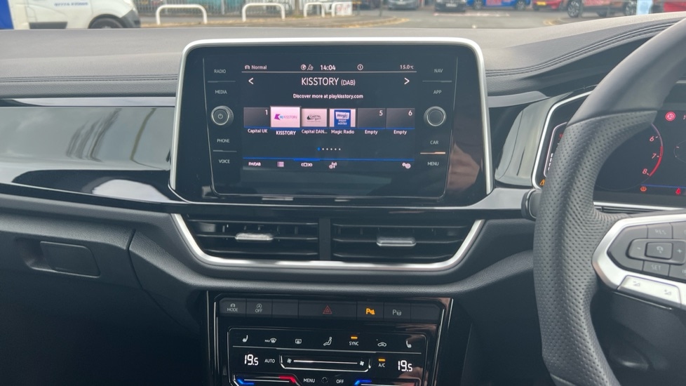 Used Volkswagen T-Roc 2025 for sale - 76717495: Photo 12