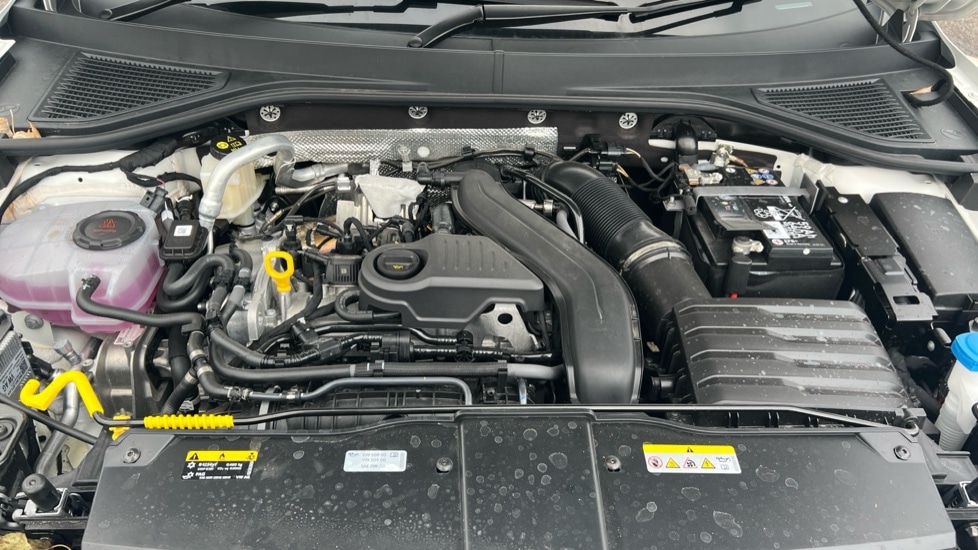 Used Volkswagen T-Roc 2025 for sale - 76717495: Photo 16