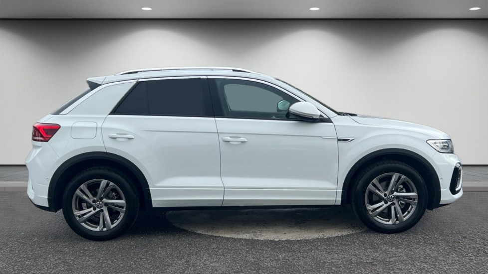 Used Volkswagen T-Roc 2025 for sale - 76717495: Photo 2