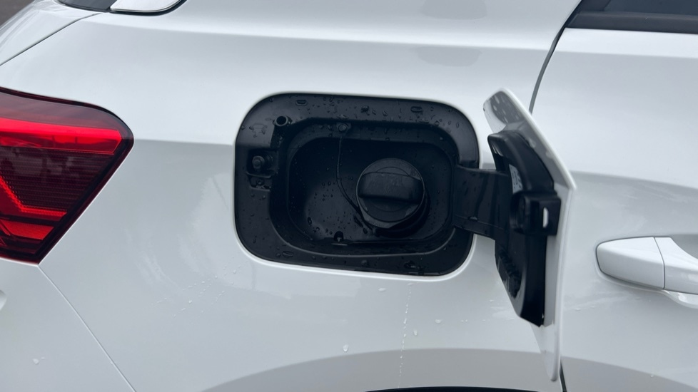 Used Volkswagen T-Roc 2025 for sale - 76717495: Photo 21