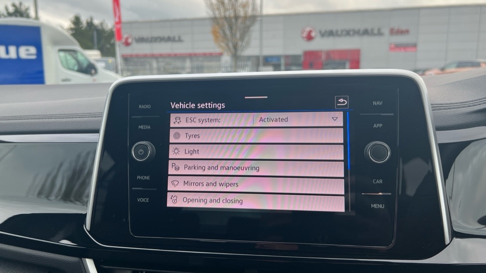 Used Volkswagen T-Roc 2025 for sale - 76717495: Photo 34